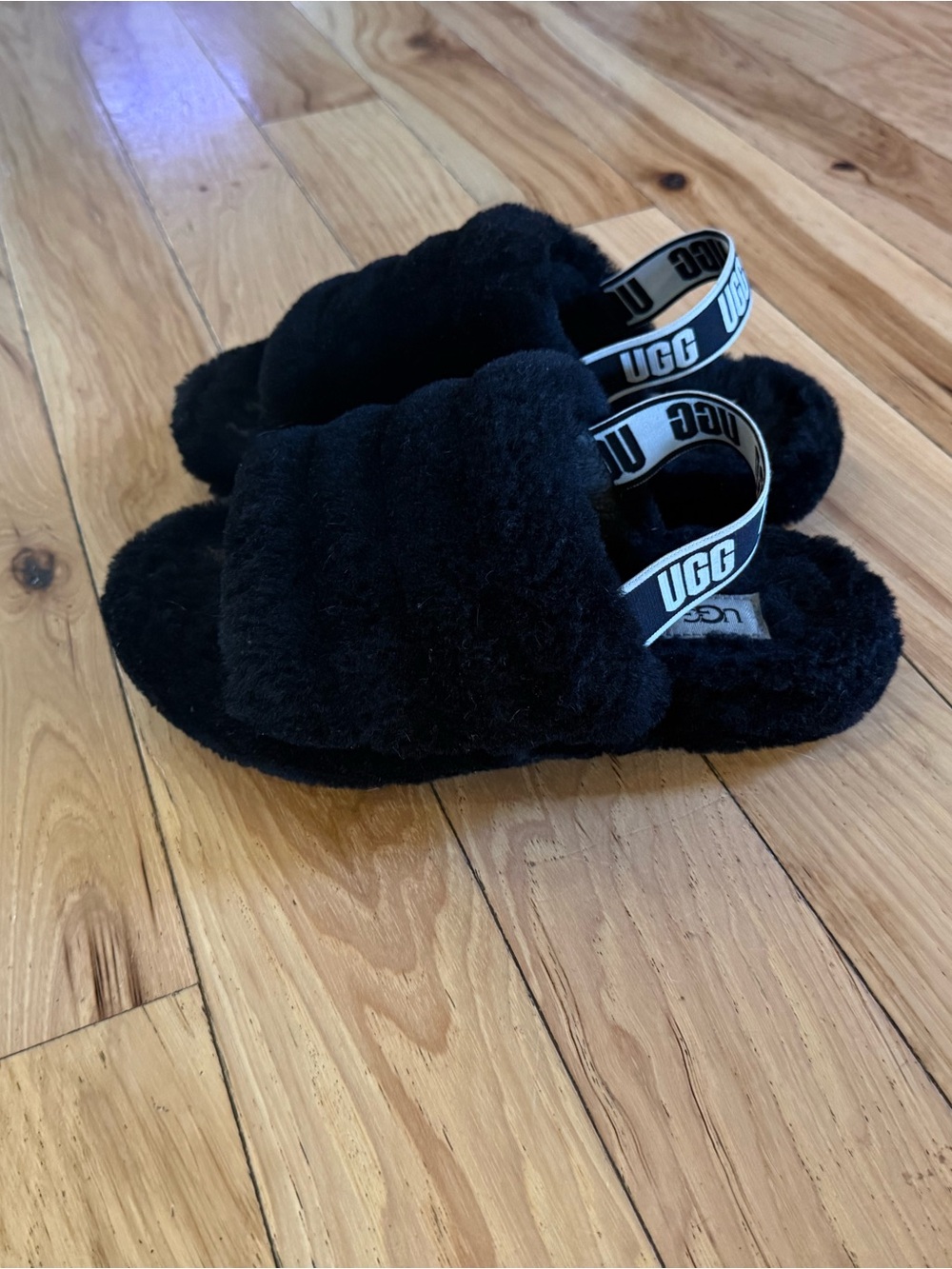 UGG Fluff Yeah Black Plush Slide Slippers with Logo Heel Strap Size 4